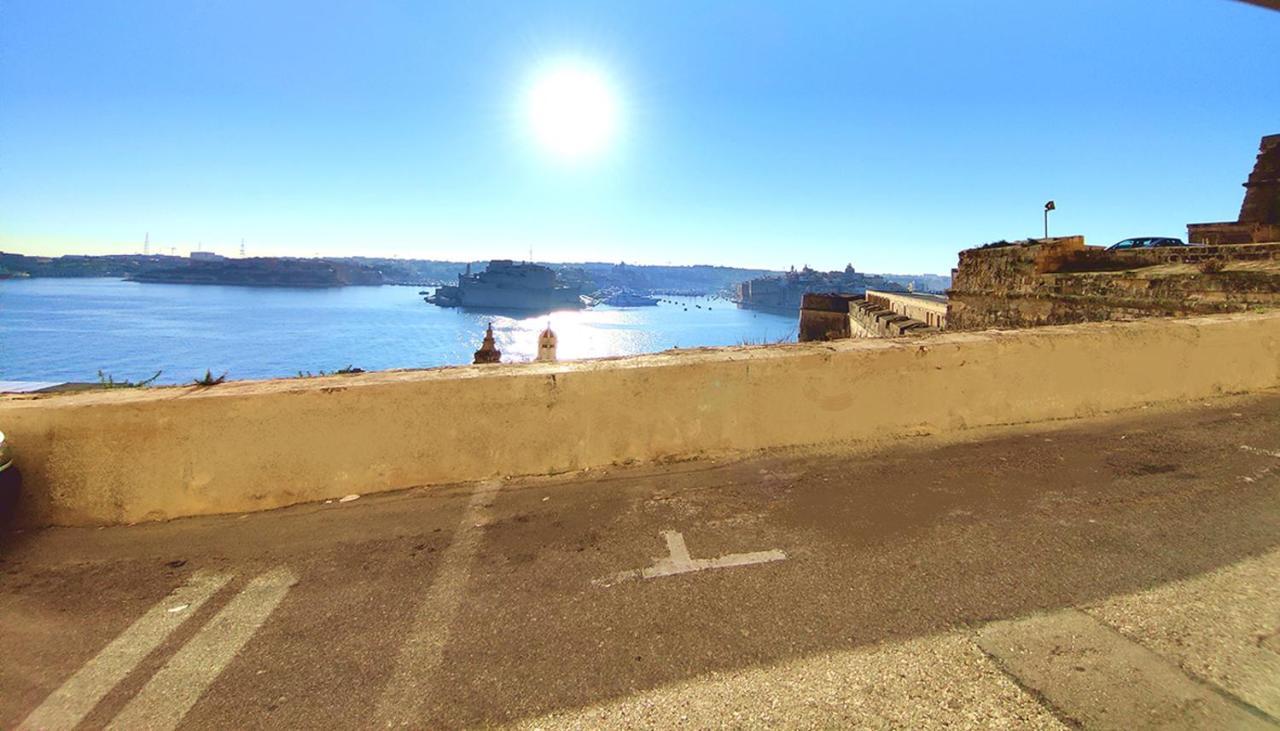Coast 52 Savynomad Harbour Residences Wow Views Valletta Exterior photo